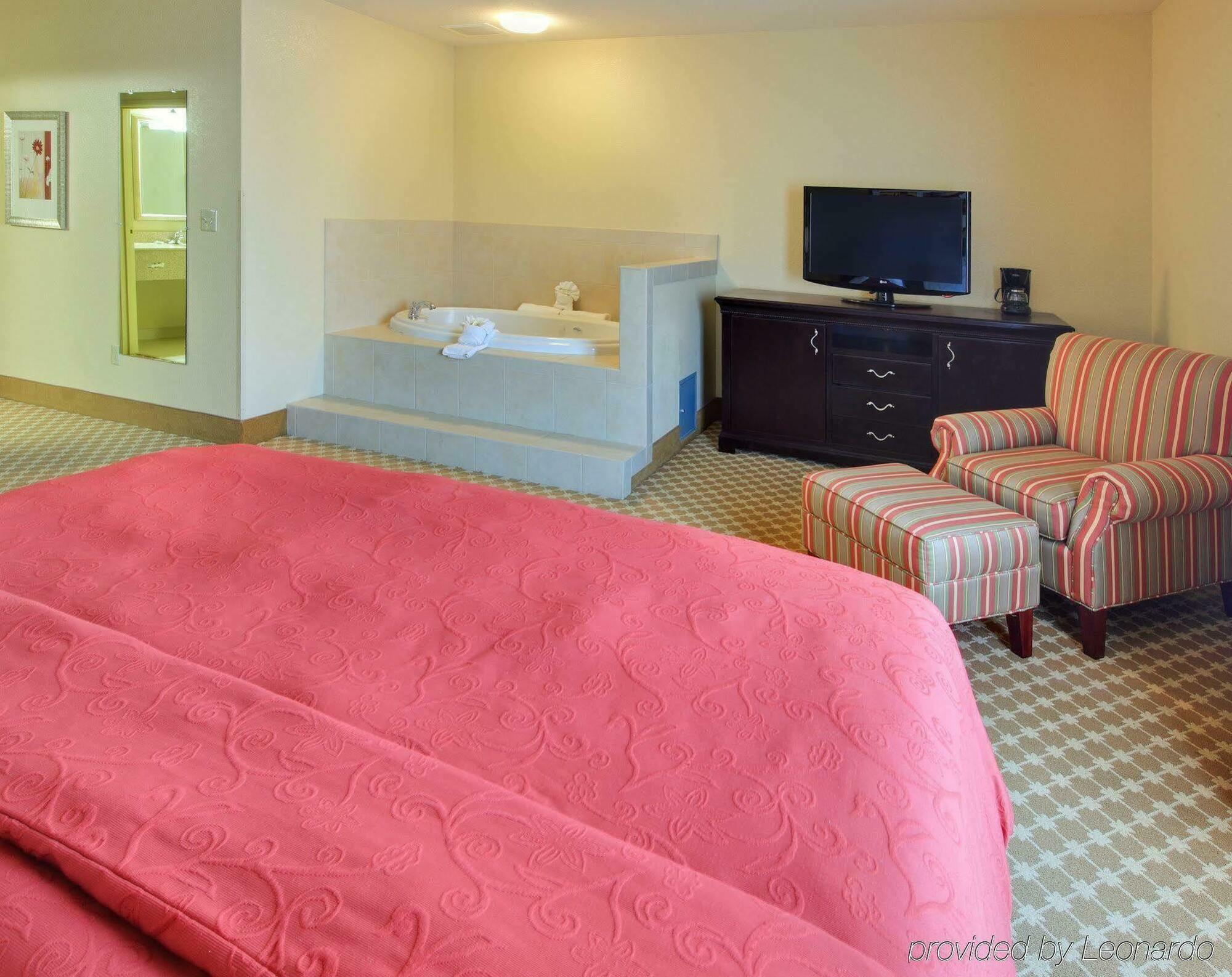 Country Inn & Suites By Radisson, Conway, Ar Стая снимка